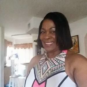 Meet your Posher, Carol